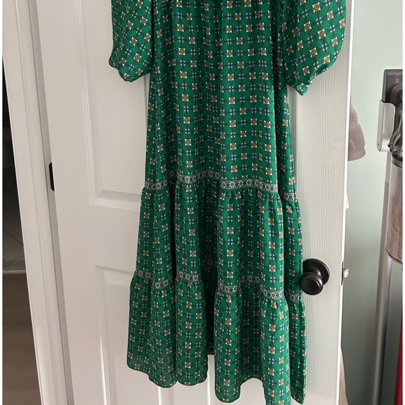 Max Studio London Hunter Green Maxi Dress - Picture 4 of 4